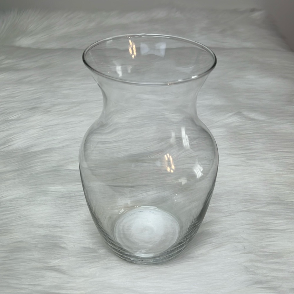 NWOT Clear Glass Vase